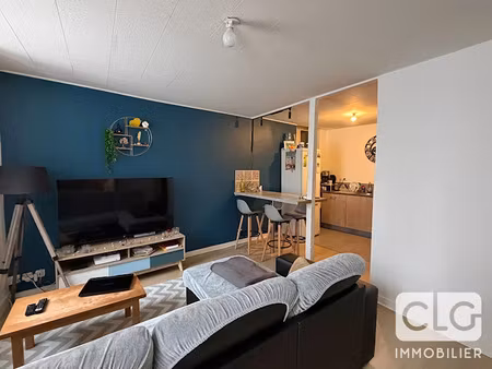 location appartement 2 pièces 48.85 m² à quimper (29000)  483 €