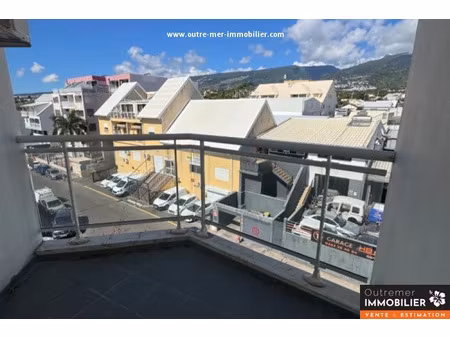 location appartement 1 pièce 22 m² à sainte clotilde (97490)  545 €