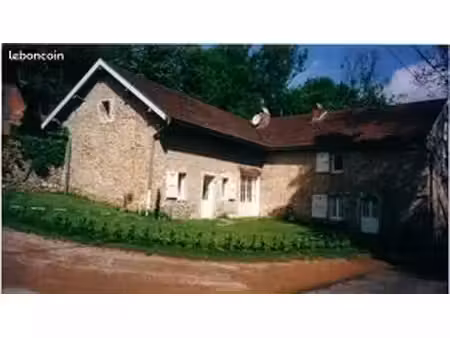 cremieu/villemoirieu charmant t1   calme  verdure