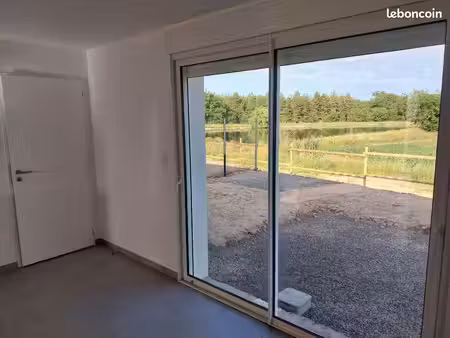 location a l'année meublée sans garage de 75m2
