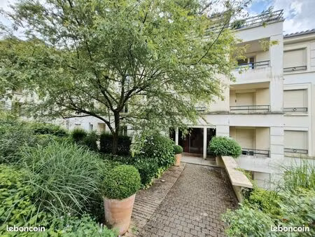meublé 32m2 centre charbonnières
