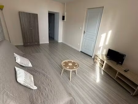 studio meublé