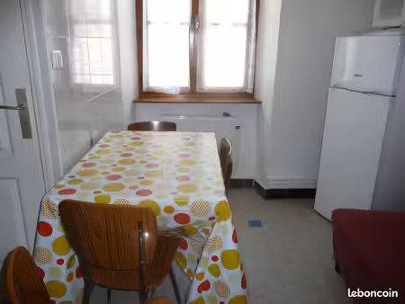 appartement meublé de 28m  calme belle vue privas