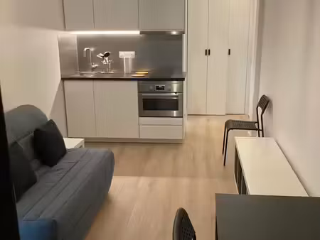 studio meublé refait à neuf