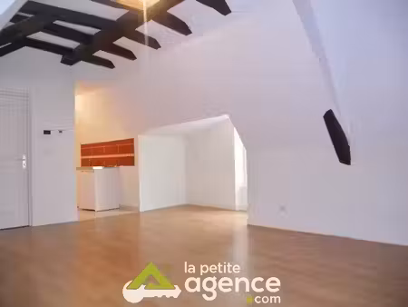 location appartement 2 pièces 50.2 m² à bourges (18000)  584 €