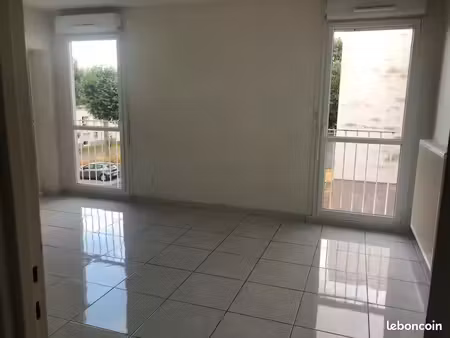 à louer – bel appartement f3 de 65 m² avec balcon – maizières-lès-metz