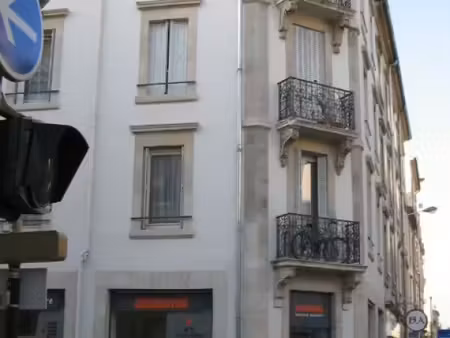 studio 1 pièce 22 m²