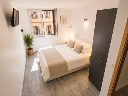 chambre a louer centre-ville albertville