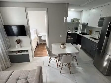je recherche studio 900 paris