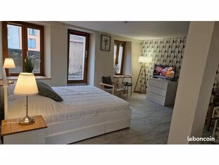 studio 28 m² meublé royat 15 mns des cézeaux et place jaude