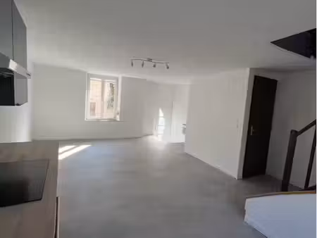 petite maison t4 entièrement rénovée