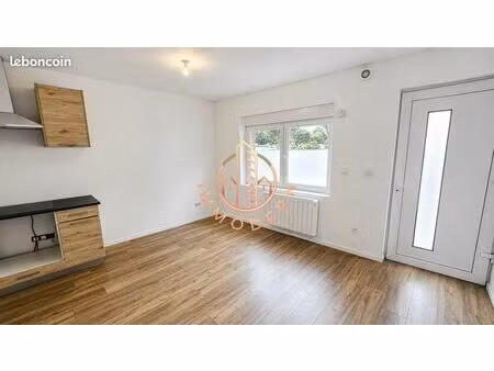 studio 1 pièce 28 m²
