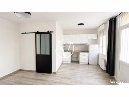 studio 1 pièce 18 m²