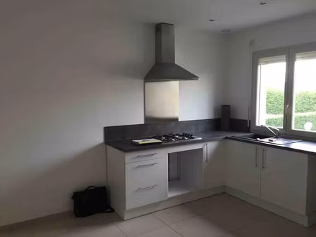 location appartement 3 pièces 64.2 m² à saint-romain-le-puy (42610)  640 €