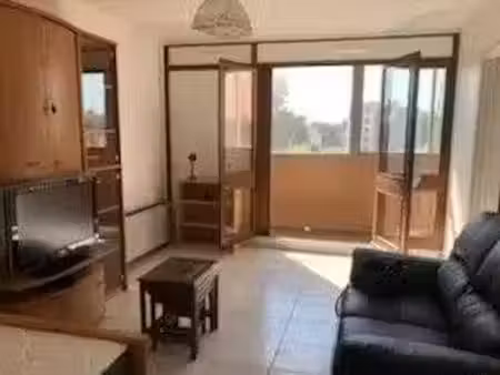 location meublée appartement 2 pièces 33 m² à toulouse (31000)  650 €