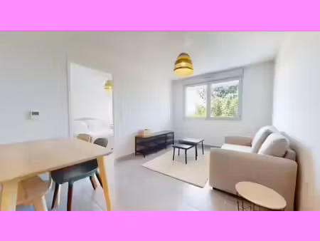 location meublée appartement 2 pièces 39 m² à toulouse (31000)  630 €