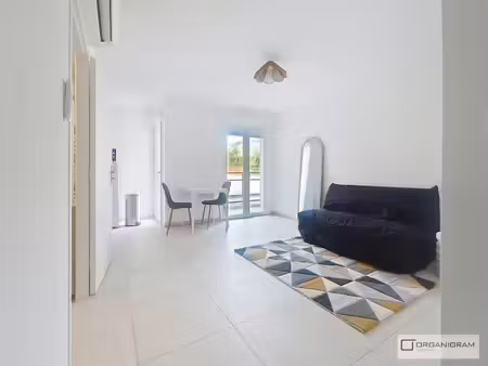 location meublée appartement 1 pièce 29.85 m² à ajaccio (20000)  640 €