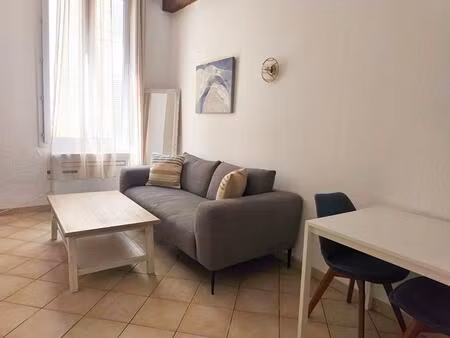 avignon intra muros : coquet t2 bien entretenu