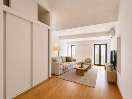 appartement t3 – dernier étage – 84 m² – bastia citadell