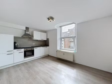 duplex à louer avec 3 chambres   ciney (vbe53191)