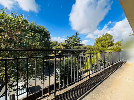 rochecorbon - a proximité immédiate de tours & de la loire