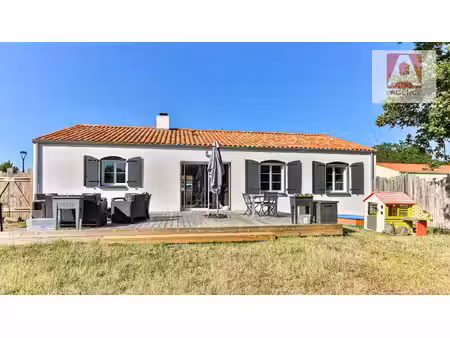 maison saint reverend 4 pièce(s) 93 m2