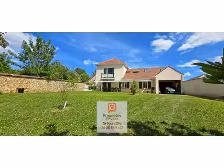 maison tournan en brie 8 pièce(s) 208 m2