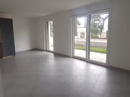 brumath - 3p de 68 63 m2 en rez-de-jardin