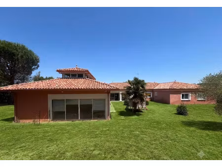 vente maison 10 pièces 760 m² albi (81000)