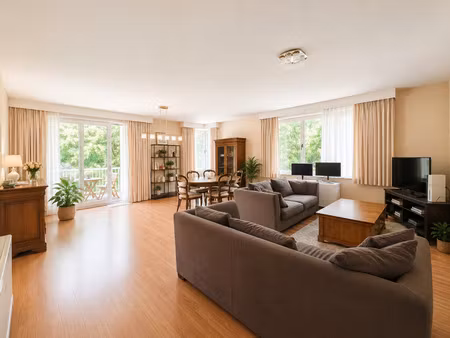 appartement à louer à avenue de la sauvagine 8 watermael-boitsfort (vbe53215)