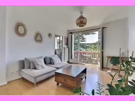 vente appartement 3 pièces 53 m² à chatillon (92320)  297 000 €