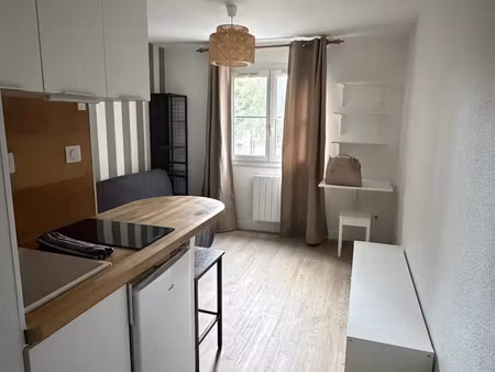 location appartement 1 pièce 16 m² à grenoble (38100)