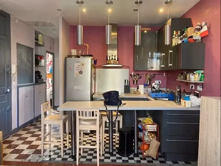 location appartement 3 pièces 45 m² à nice (06000)  970 €