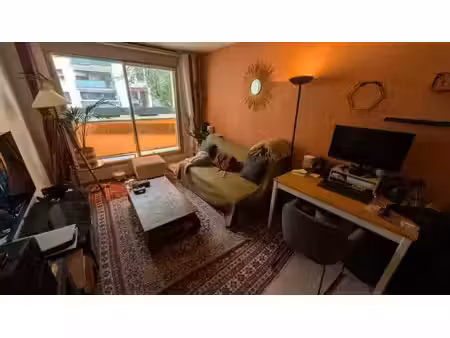 location meublée appartement 2 pièces 48 m² à paris 18ème (75018)  1 400 €