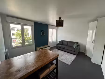 studio meuble