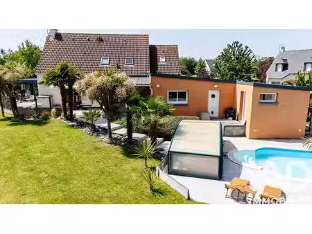 maison à bacilly (50530)