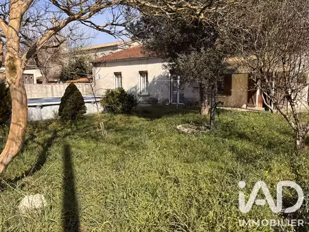 maison de village à jau-dignac-et-loirac (33590)
