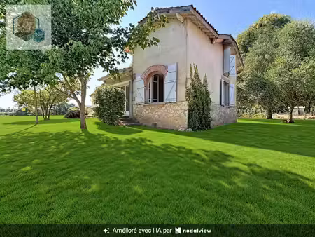 ? maison t5 avec parc arboré de 6 000 m² – un havre de pa