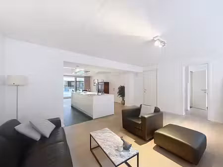 appartement lumineux et prêt à emménager (107 m²) avec terra