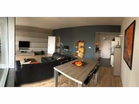 appartement meublé de 2 chambres près de schuman