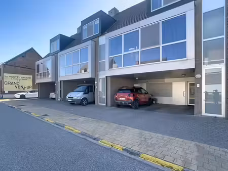 élégant appartement en duplex à louer au cœur de keerbergen