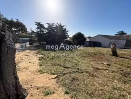 vente terrain à bretignolles-sur-mer (85470) : à vendre / 520m² bretignolles-sur-mer