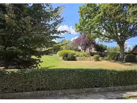 terrain 700m² arboré à namur (wp)  cadre verdoyant
