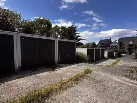 box garage à saisir !