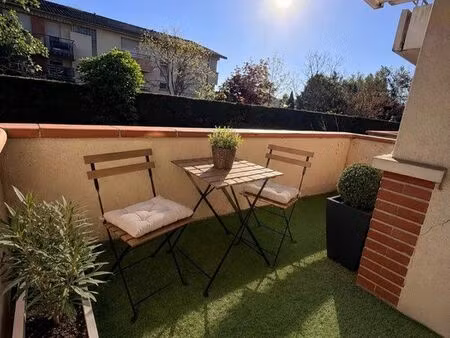 t2 43m² - terrasse & box fermé – proche airbus