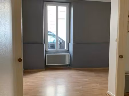 appartement t2 bressuire