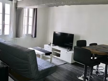 studio 1 pièce 25 m²