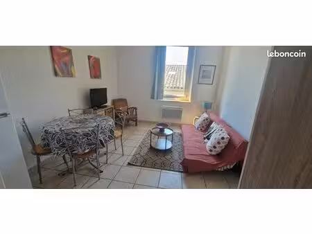 t2 meublé  calme  quartier des capucins