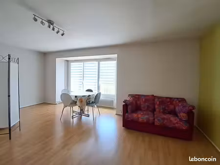 appartement 1 pièce 42 m²