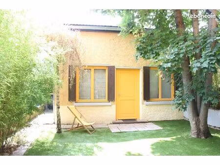 studio meublé 35 m²en duplex - ecully centre – idéal étudiant